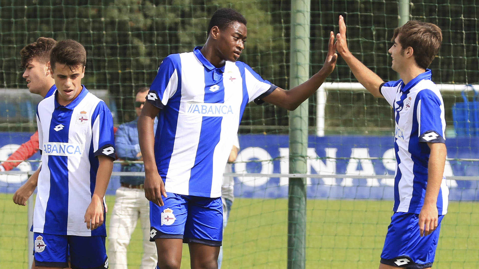 El Juvenil B Gana En Conxo Y Asciende A La Tercera Plaza De La Liga ...