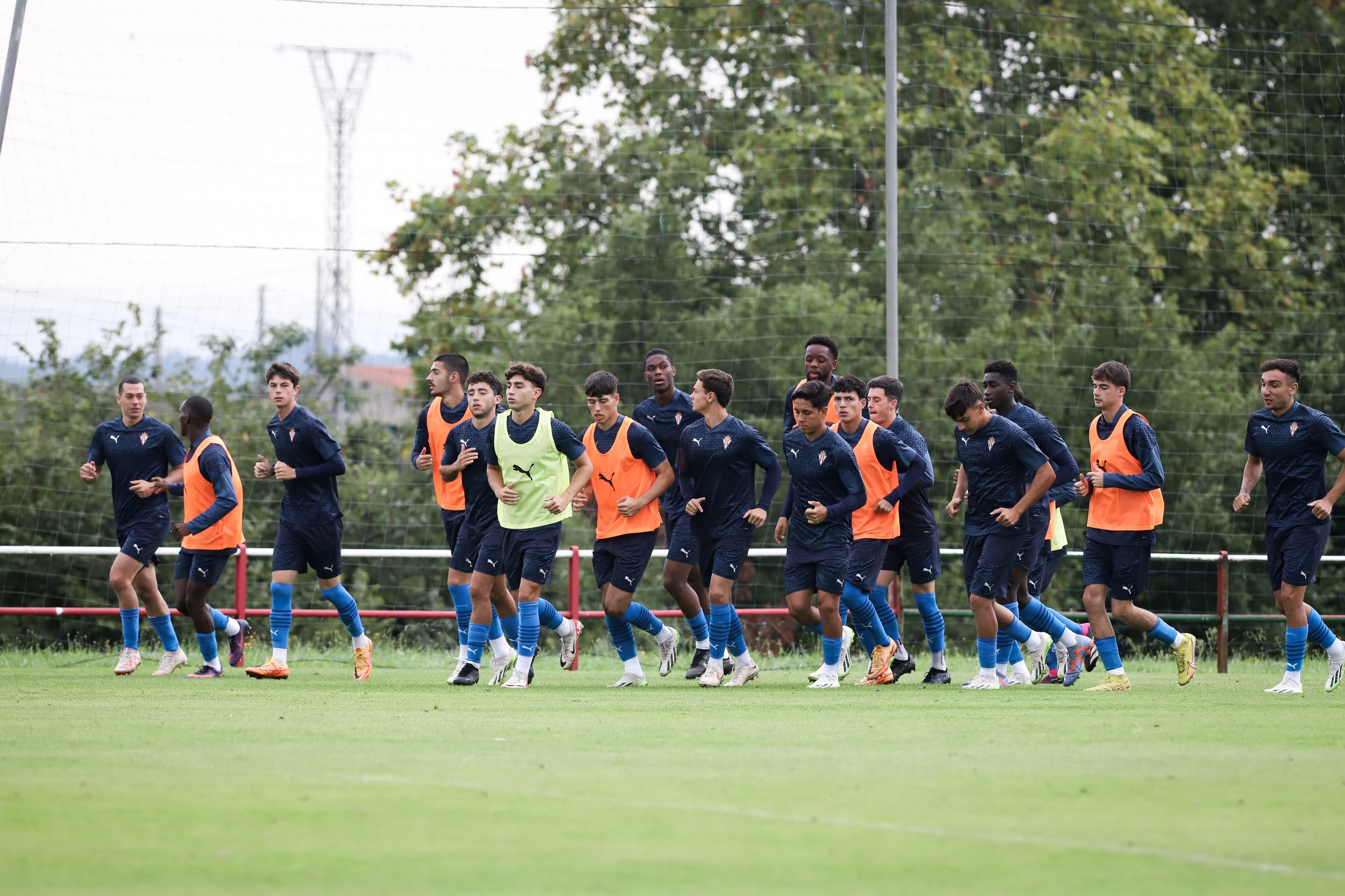 El Sporting Atlético Visita Al Condal Club 