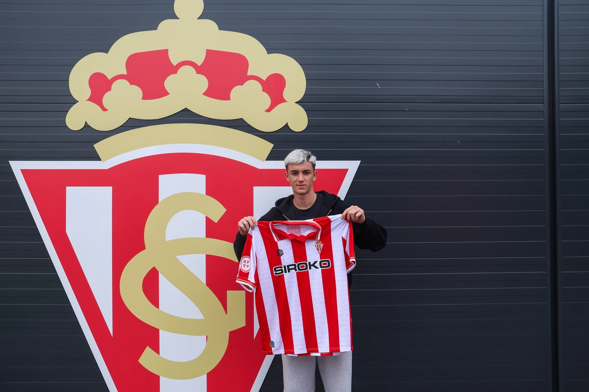 Diego Revuelta, Neuzugang für die Juvenil A