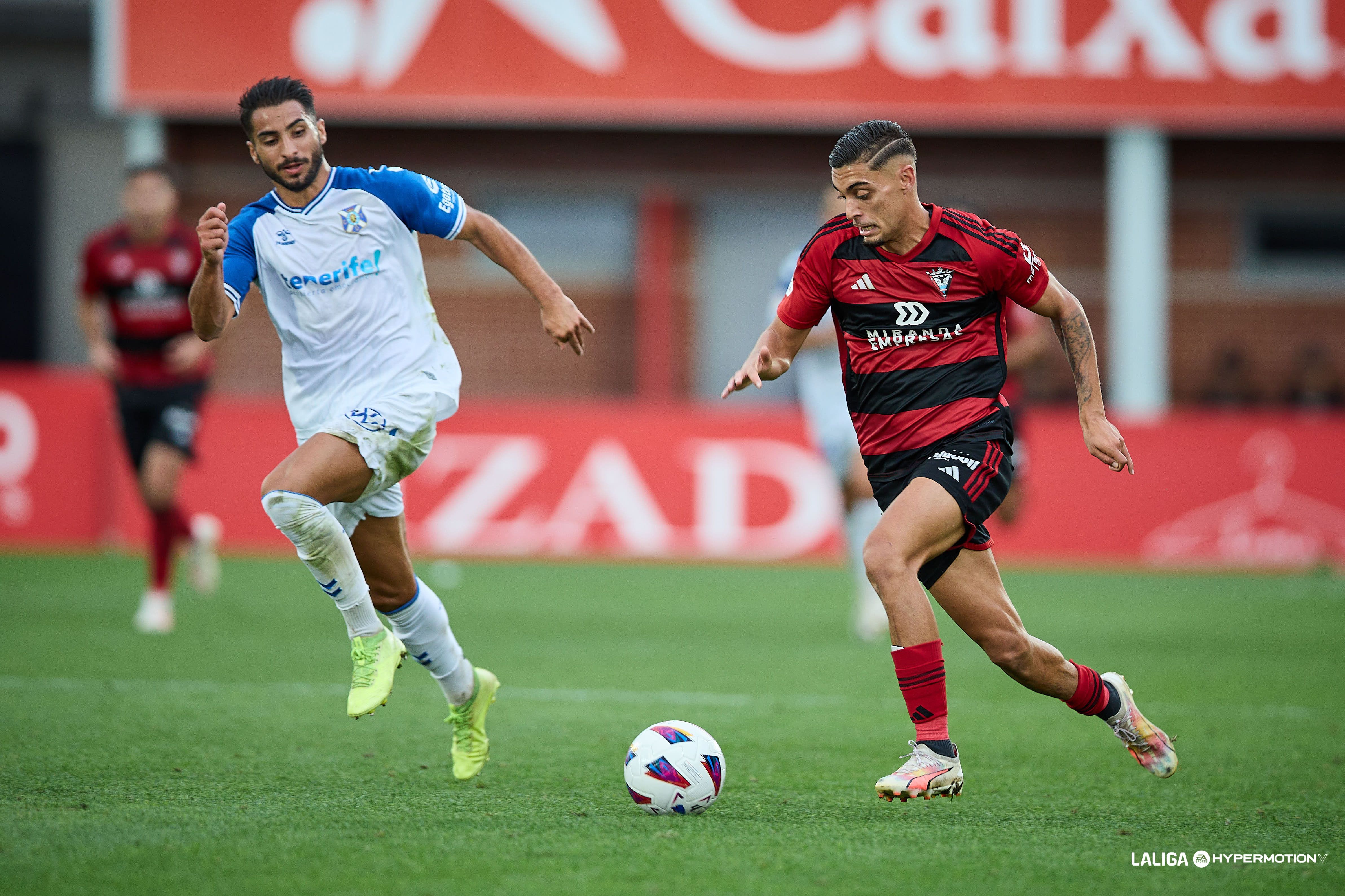 Alineaciones de cd tenerife contra club deportivo mirandés