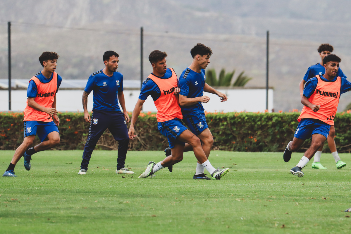 El Juvenil del CD Tenerife, ante la UD Las Palmas | CD Tenerife | Web ...