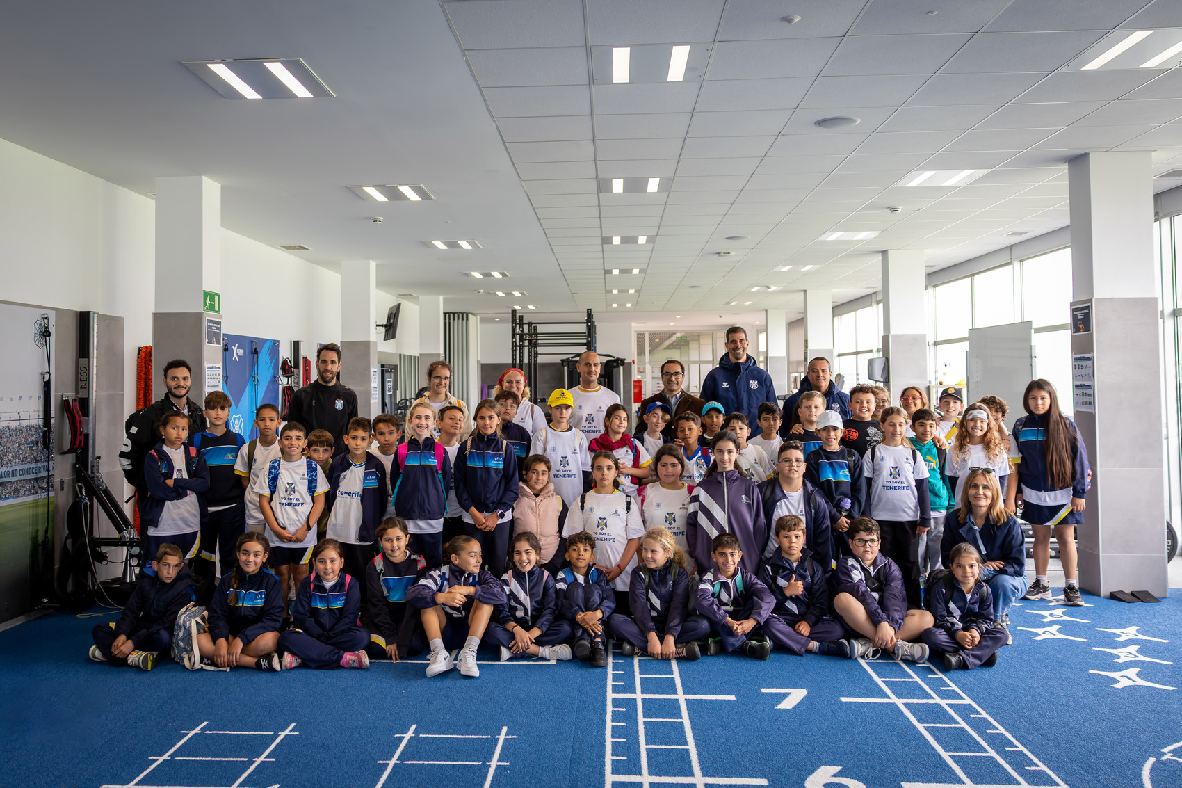 Sesenta escolares granadilleros participan en la penúltima sesión de ‘CD Tenerife: Seña de identidad’