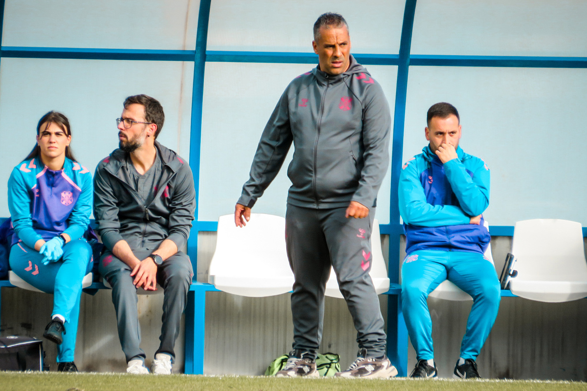 Fran Sabina y Leandro Cabrera ponen voz el merecido triunfo ante el Rayo Vallecano B