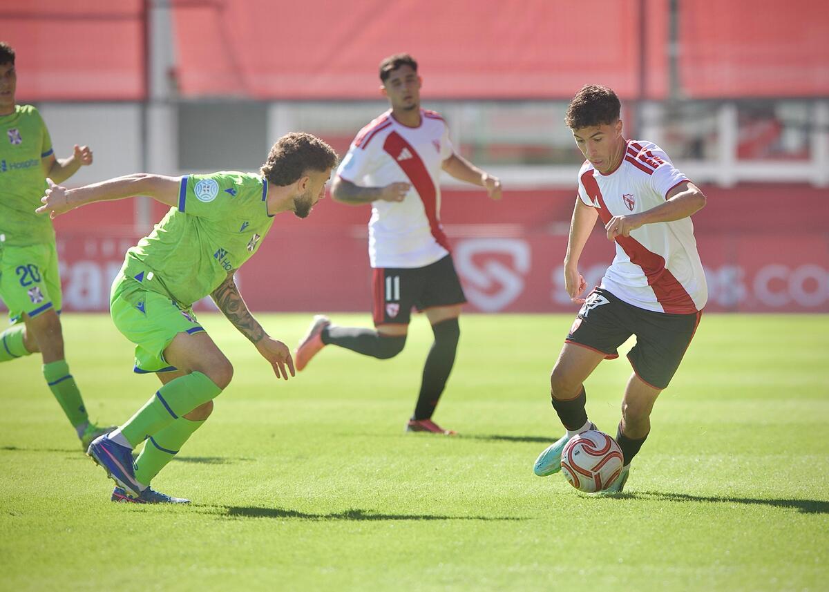 El CD Tenerife B cede ante el Sevilla Atlético en territorio andaluz