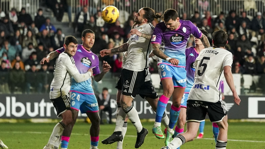 Burgos CF vs Valladolid Burgos CF vs Valladolid