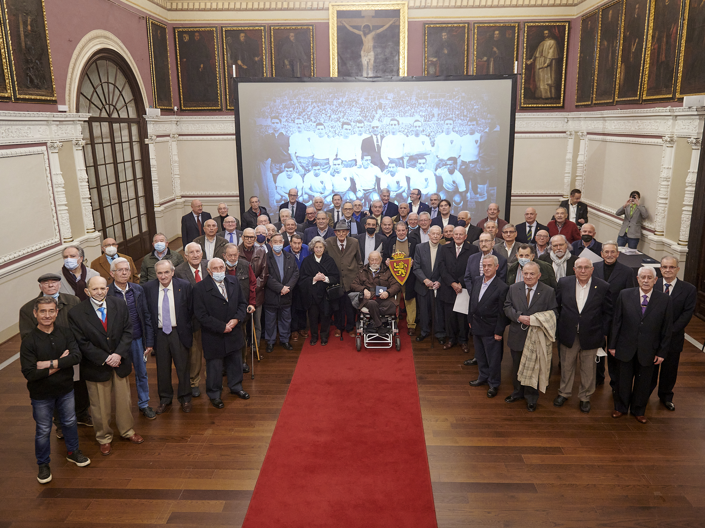 Merecido tributo a más de medio siglo de fidelidad zaragocista | Real  Zaragoza | Web Oficial