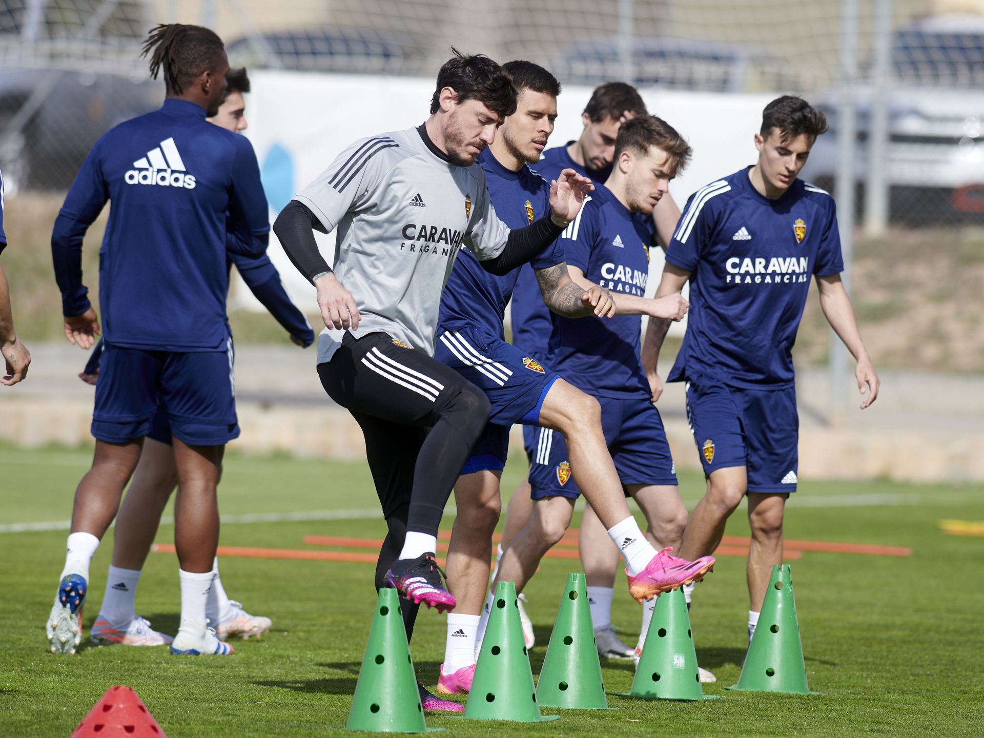 El Real Zaragoza vuelve a sonreír y a creer, Deportes