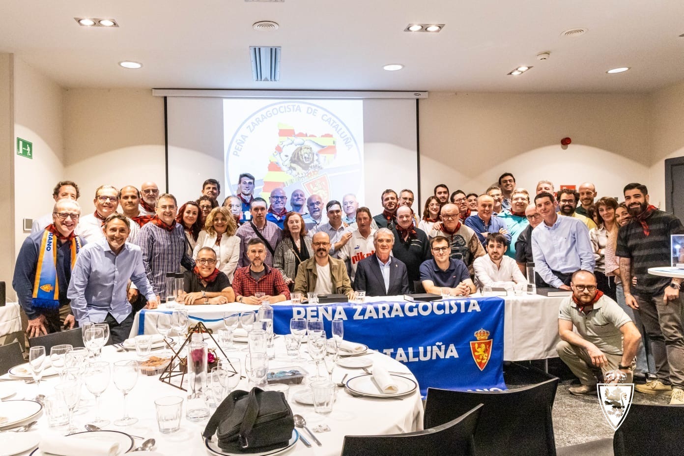 La Peña Zaragocista de Cataluña Alfonso Solans Serrano celebró su 30º  aniversario | Real Zaragoza | Web Oficial