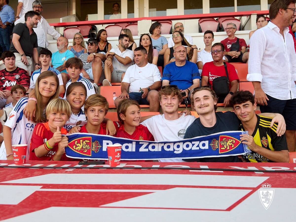 Real Saragossa bietet Tickets für 25 € für das Spiel in Tarragona an.